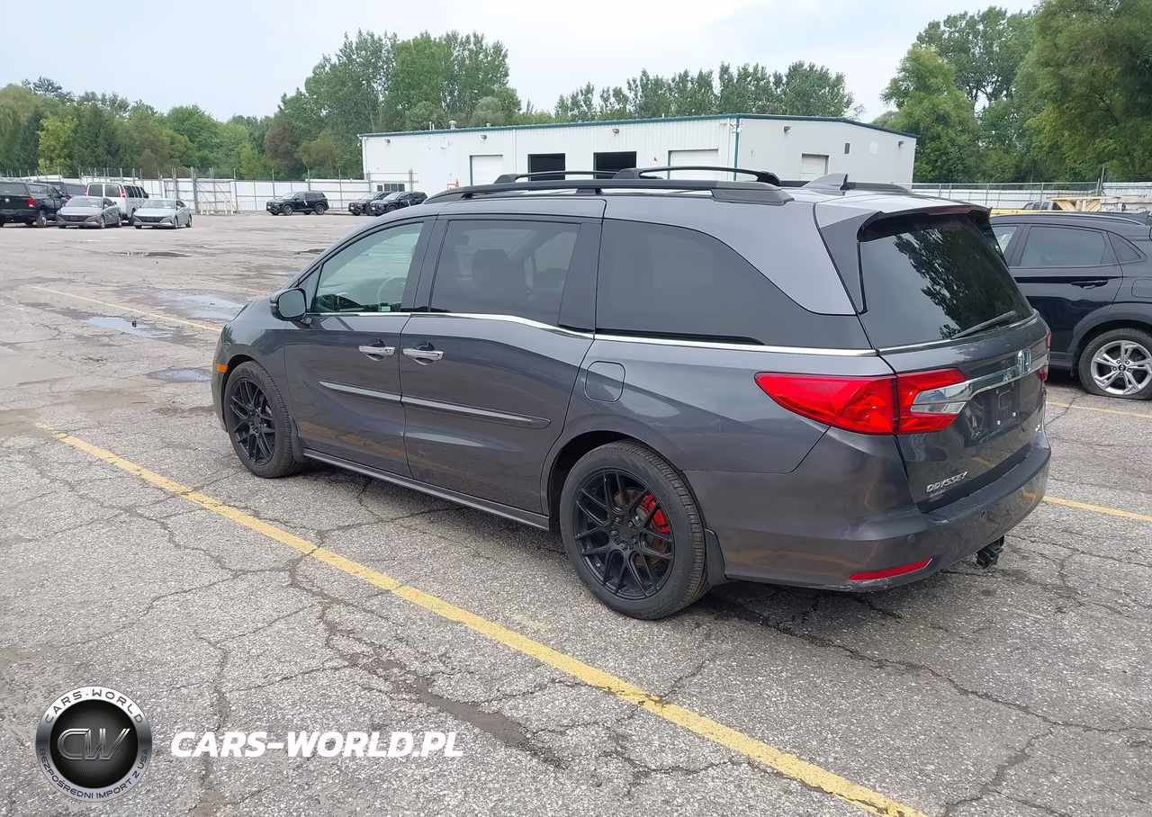 2020 Honda Odyssey Elite VIN:5FNRL6H93LB039692 - 3