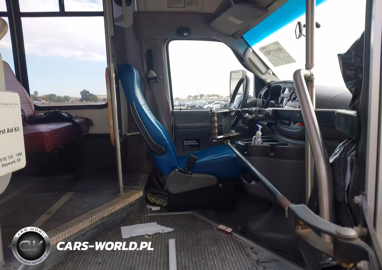 2006 Ford E-450 Cutaway VIN:1FDXE45S96DB10172 - 6
