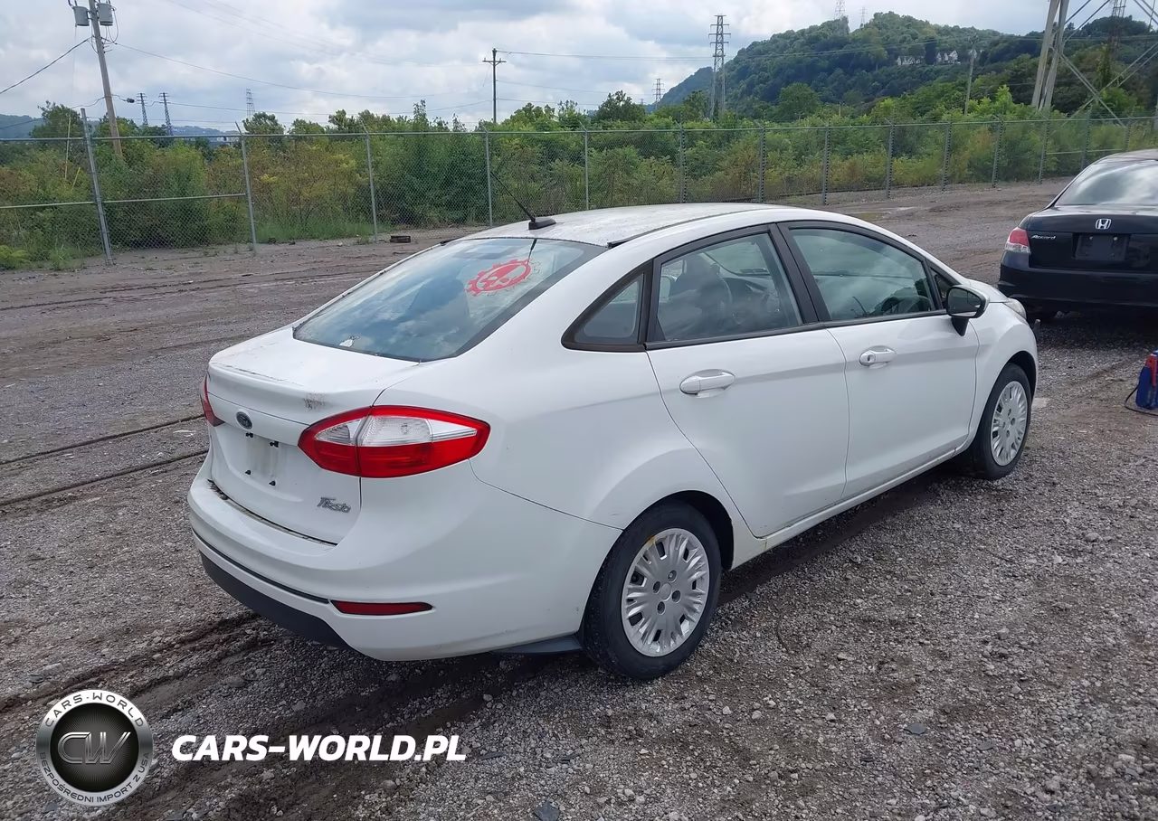 2014 Ford Fiesta S VIN:3FADP4AJXEM153667 - 4