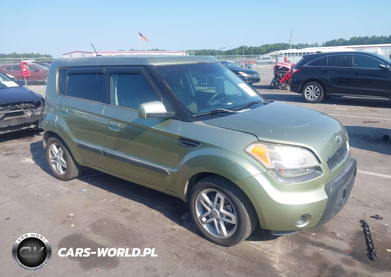 2010 Kia Soul +