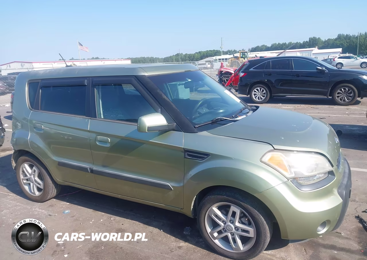 2010 Kia Soul + VIN:KNDJT2A26A7148671 - 14