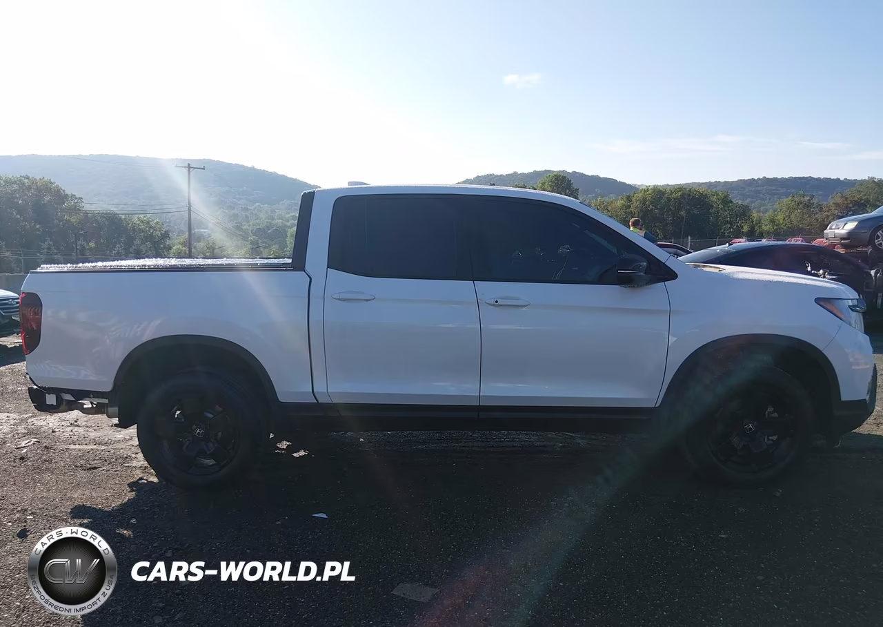 2025 Honda Ridgeline Black Edition VIN:5FPYK3F89SB012851 - 14