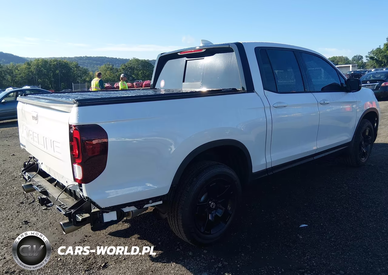 2025 Honda Ridgeline Black Edition VIN:5FPYK3F89SB012851 - 4