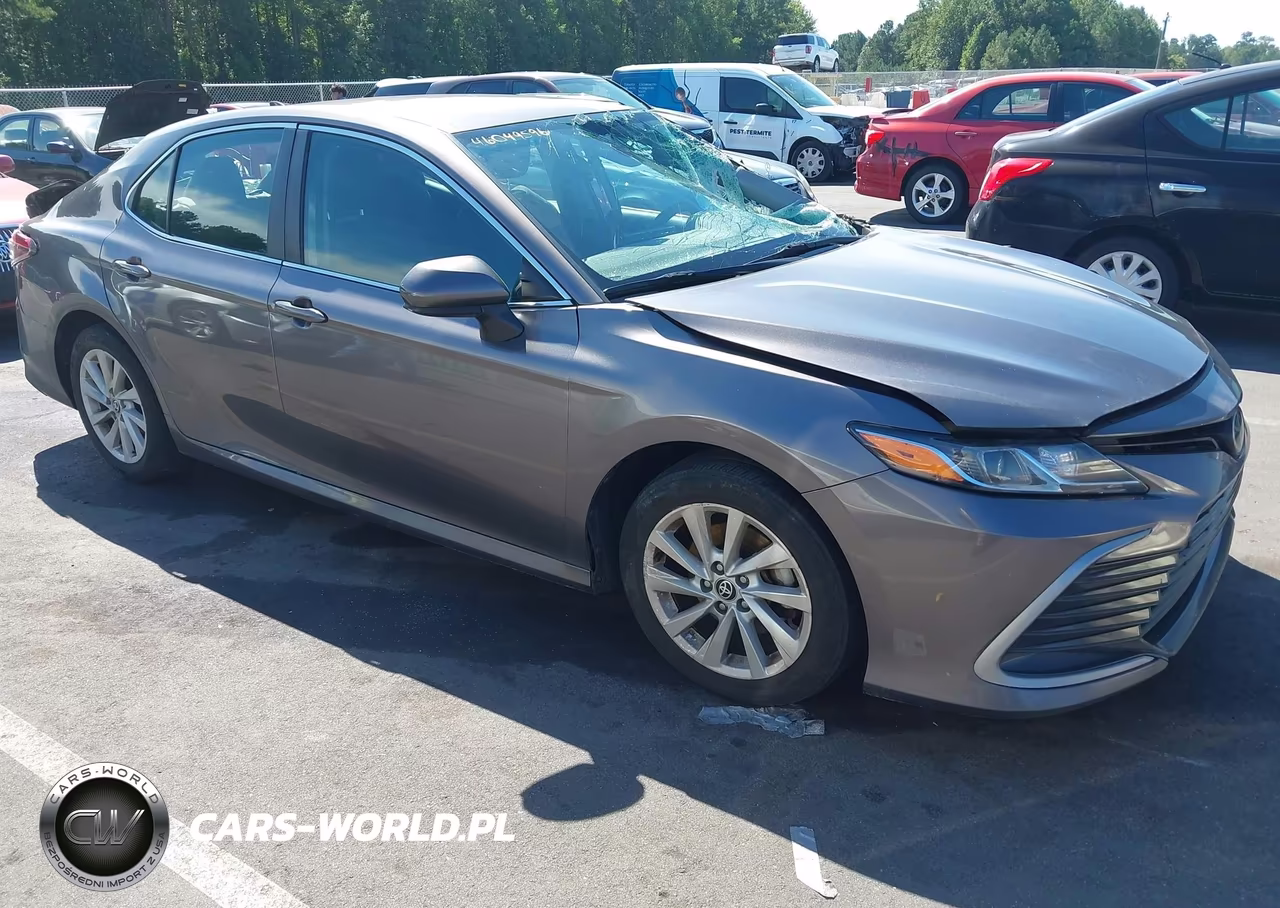 2022 Toyota Camry Le