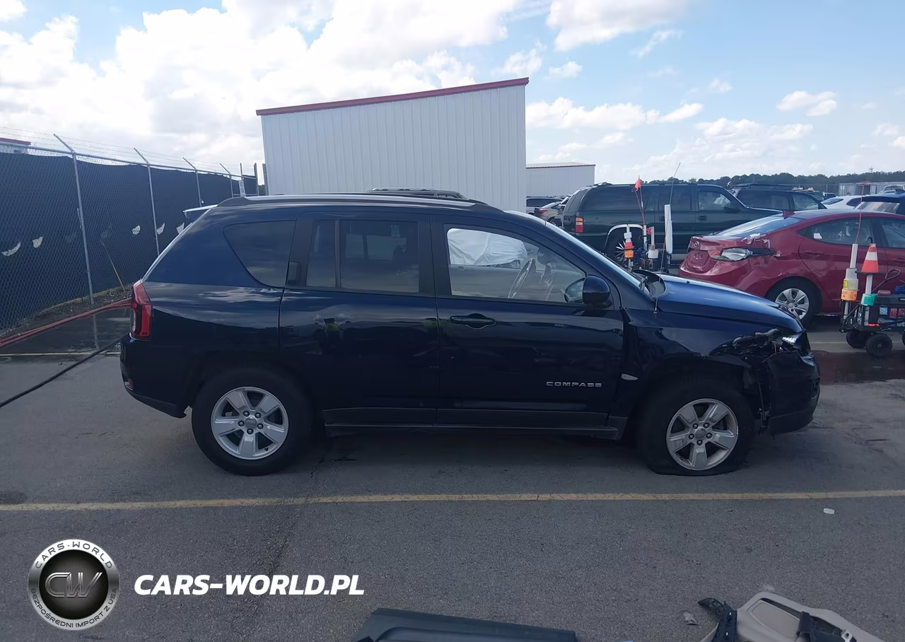 2016 Jeep Compass Latitude VIN:1C4NJCEA6GD734179 - 13
