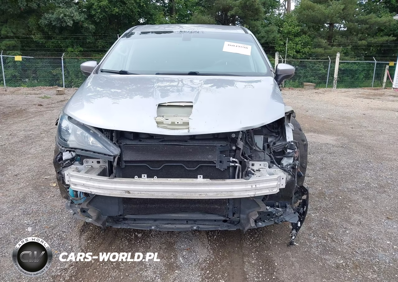 2018 Chrysler Pacifica L VIN:2C4RC1AG0JR275116 - 13