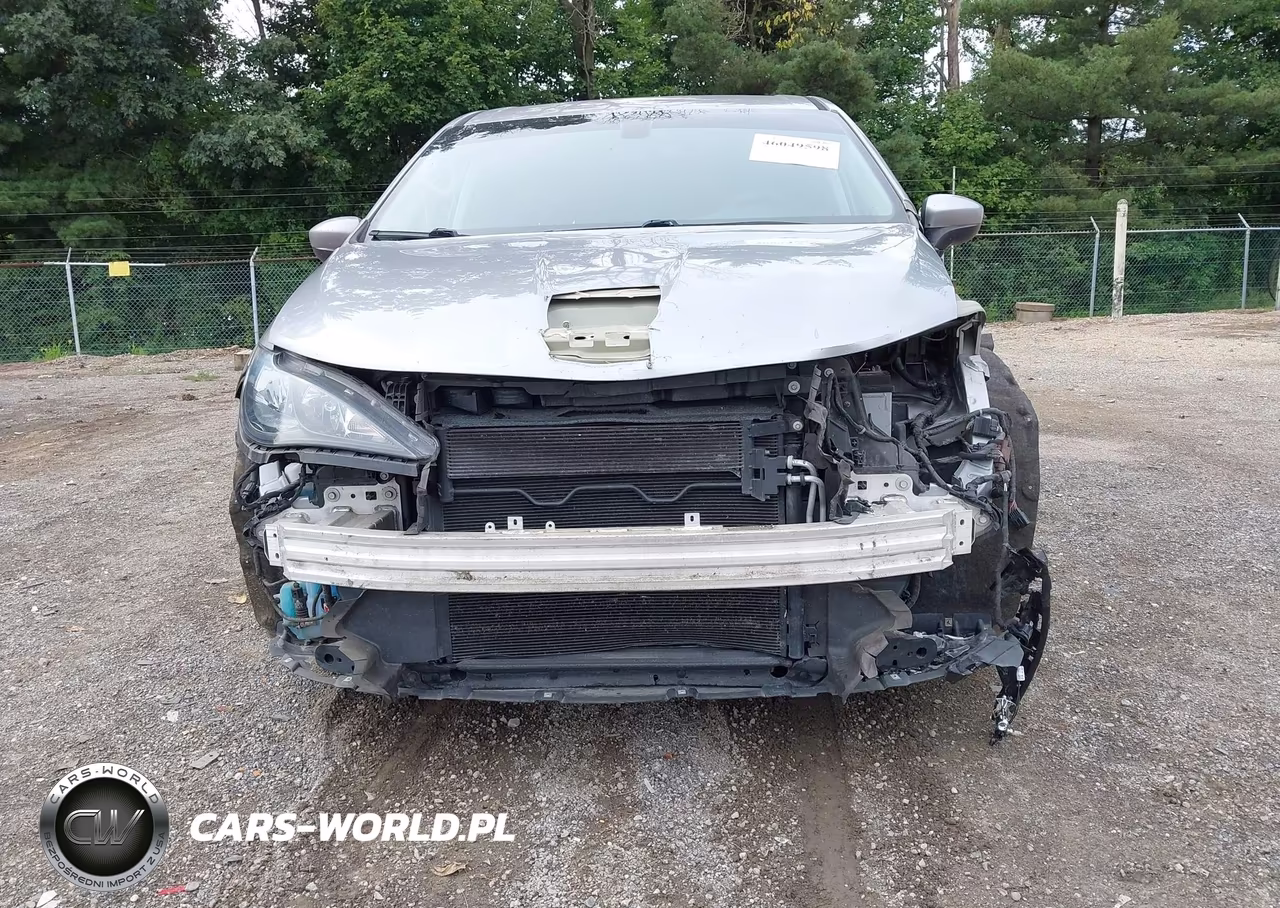 2018 Chrysler Pacifica L VIN:2C4RC1AG0JR275116 - 6