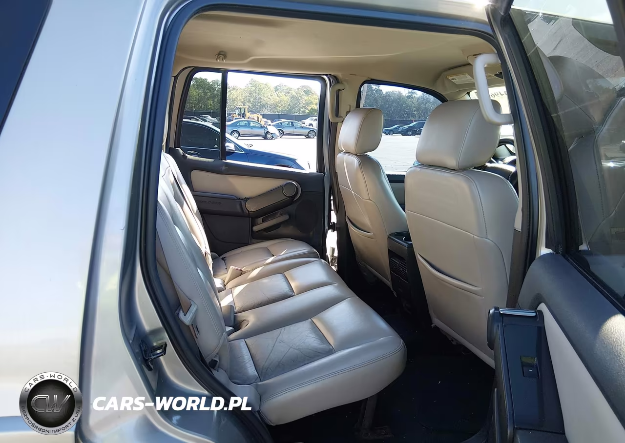 2008 Ford Explorer Xlt VIN:1FMEU63E58UB11003 - 8