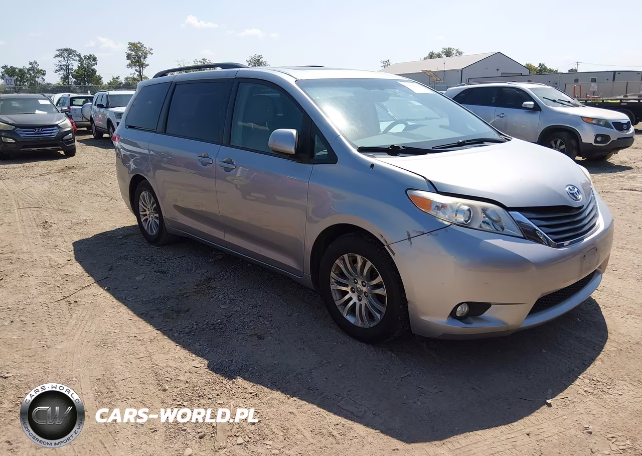 2012 Toyota Sienna Xle V6 8 Passenger VIN:5TDYK3DC5CS230217 - 1