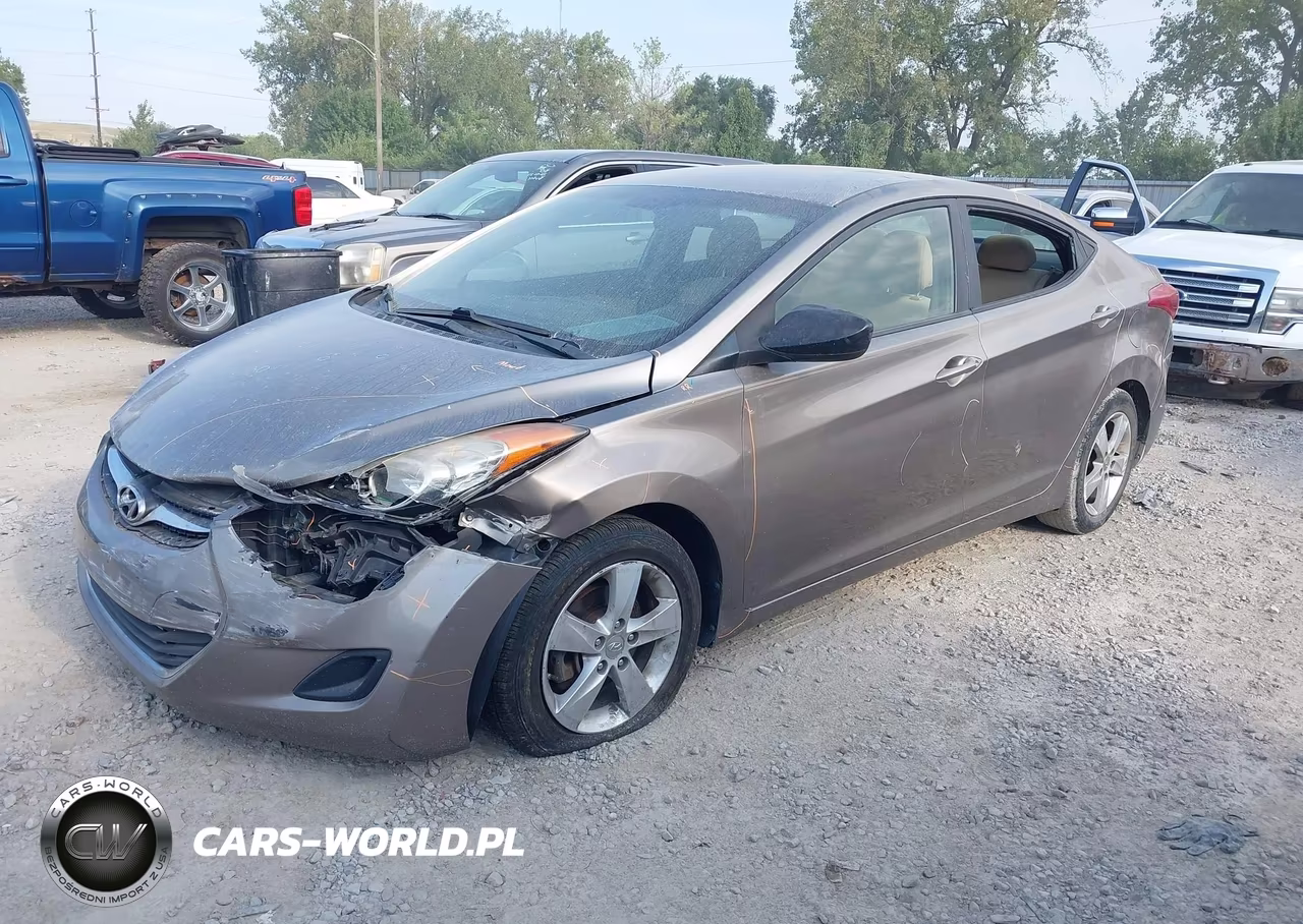 2013 Hyundai Elantra Gls VIN:5NPDH4AE3DH300135 - 2