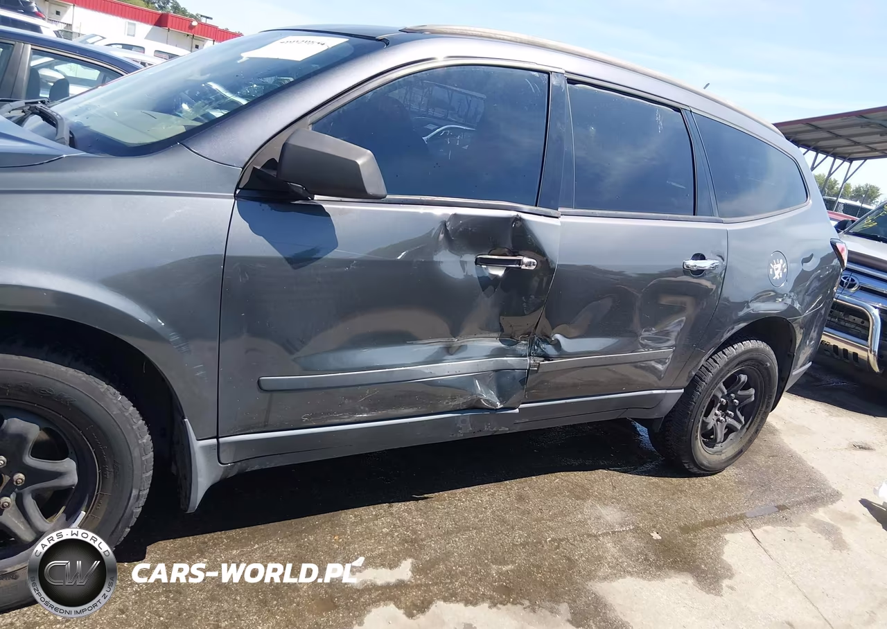 2014 Chevrolet Traverse Ls VIN:1GNKRFED8EJ107917 - 6