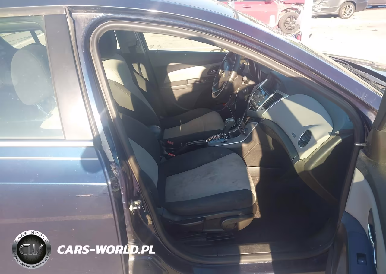 2011 Chevrolet Cruze Ls VIN:1G1PC5SH3B7141198 - 5