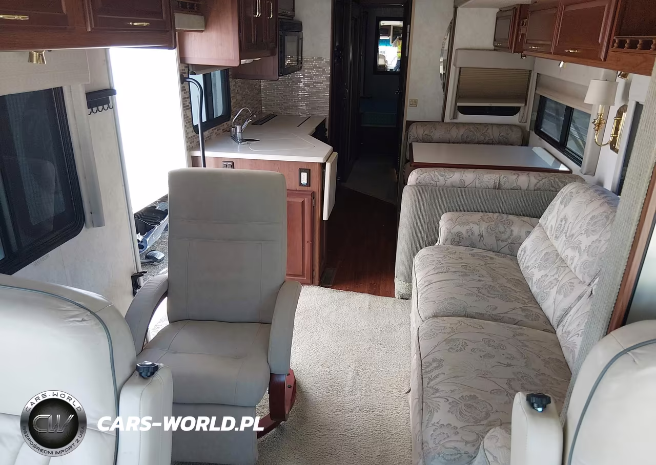 2003 Workhorse Custom Chassis Motorhome Chassis W22 VIN:5B4MP67G033364768 - 8