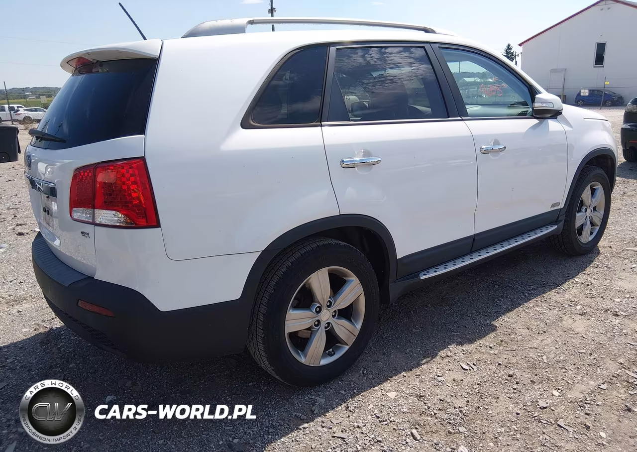2013 Kia Sorento Ex VIN:5XYKUCA64DG337983 - 4