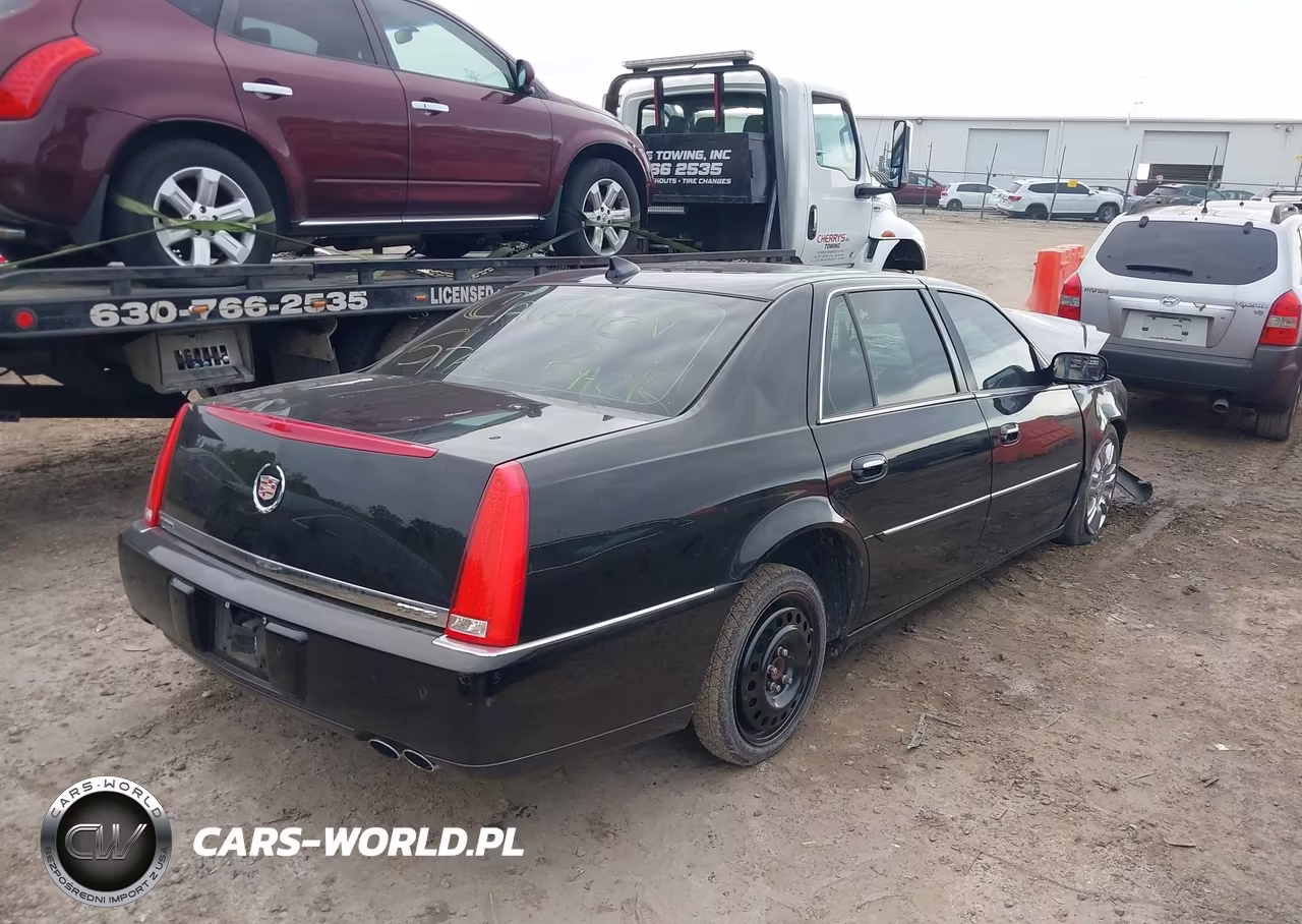 2011 Cadillac Dts Platinum Collection VIN:1G6KP5ES4BU102749 - 4