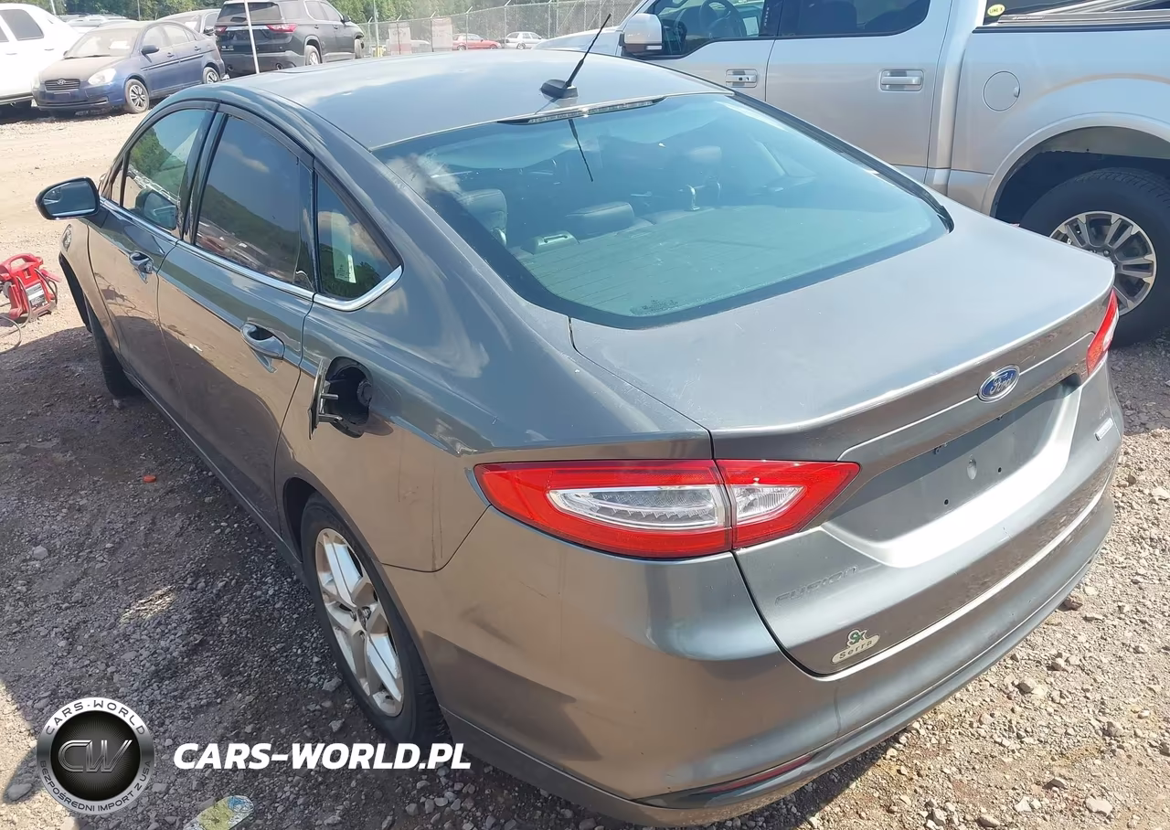 2013 Ford Fusion Se VIN:3FA6P0HR4DR232833 - 3