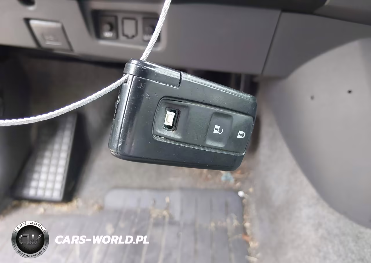 2008 Toyota Prius Touring VIN:JTDKB20U783374780 - 11