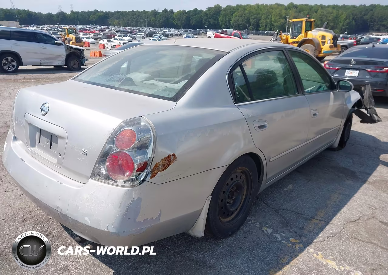 2003 Nissan Altima 2.5 S VIN:1N4AL11D93C133920 - 4
