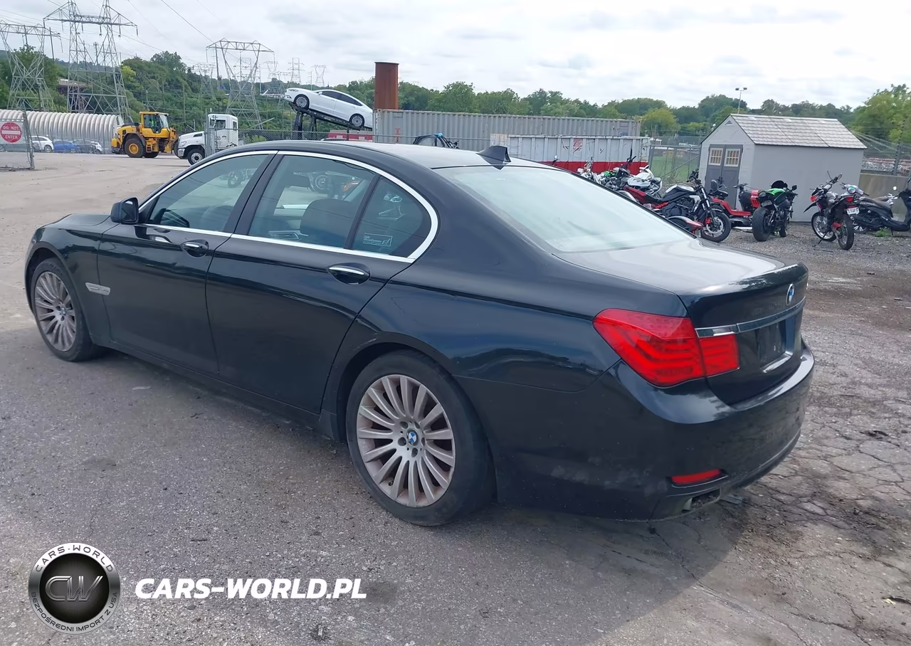 2012 BMW 750I xDrive VIN:WBAKC6C55CC395593 - 3