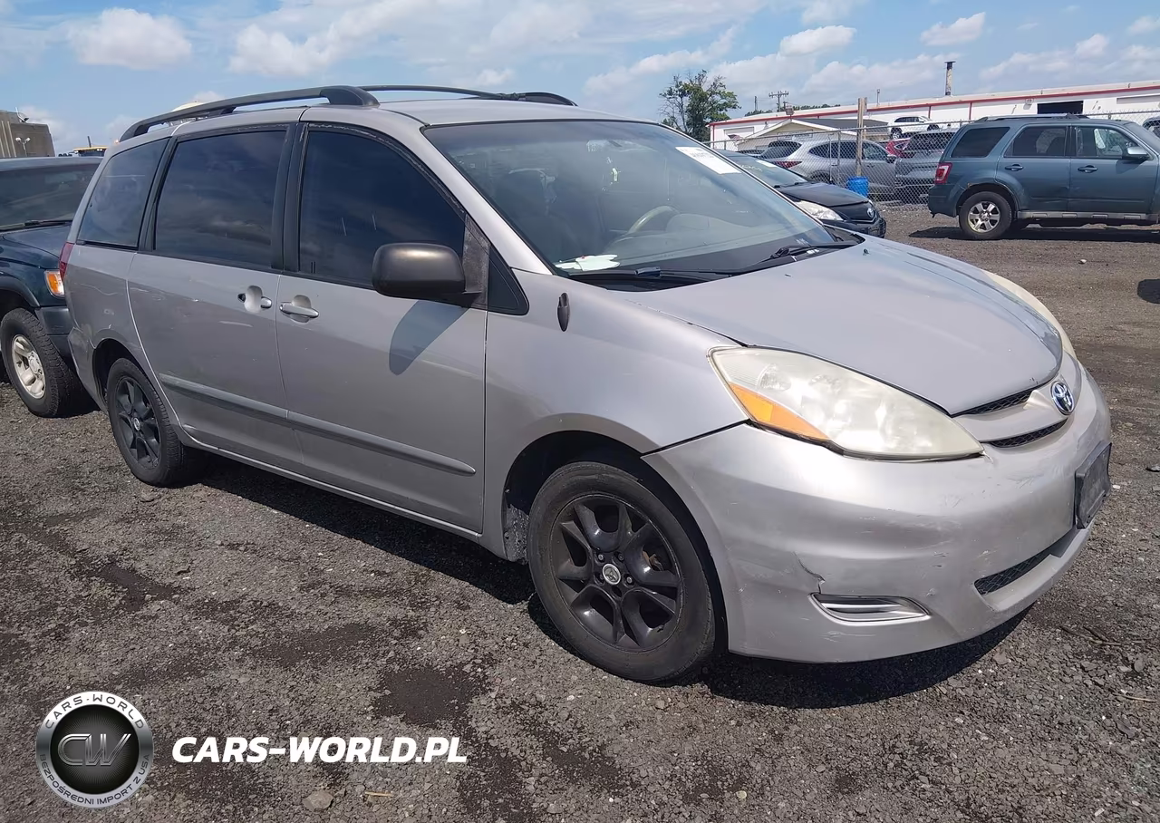 2006 Toyota Sienna Le