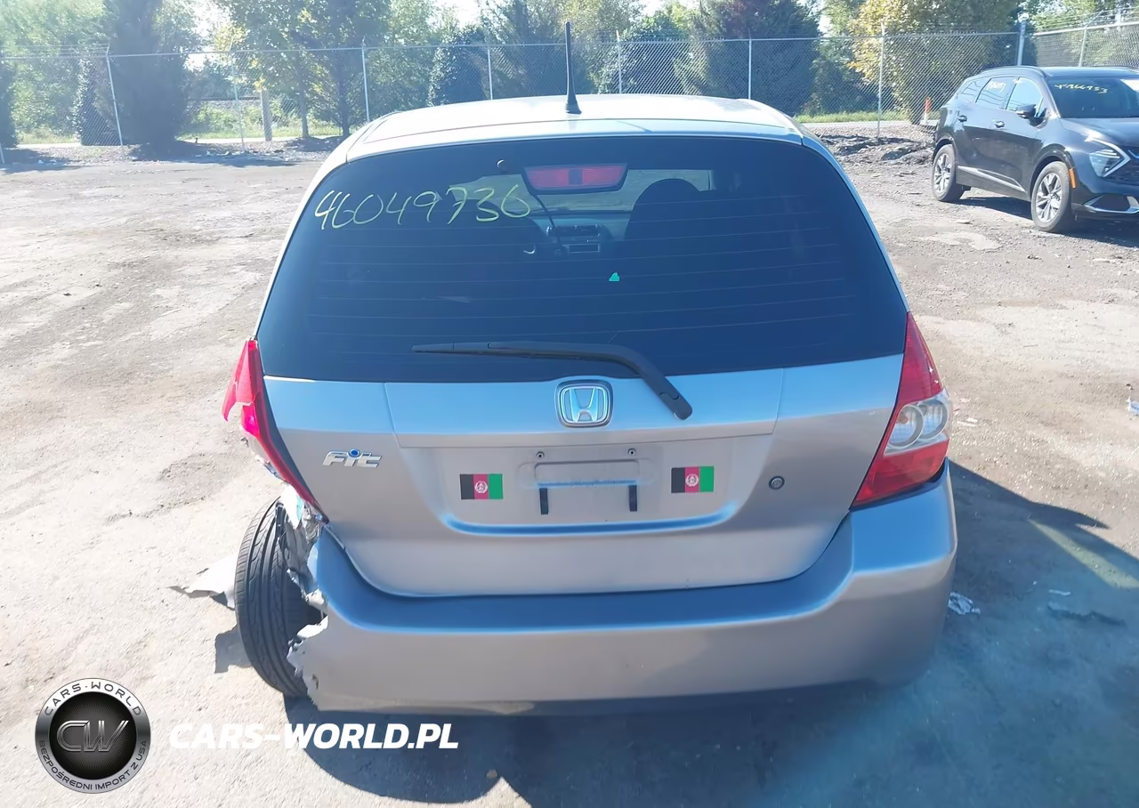 2008 Honda Fit VIN:JHMGD38498S061163 - 16