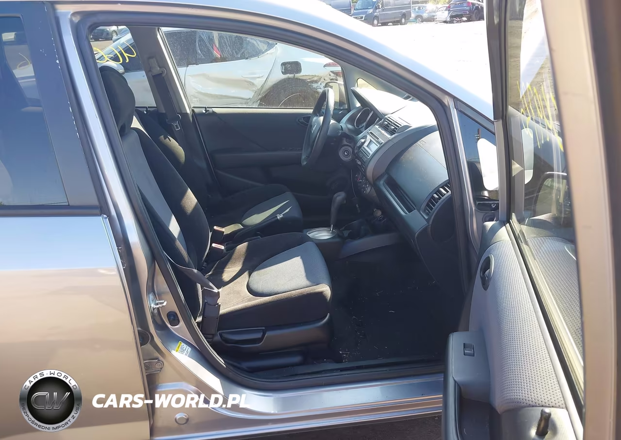 2008 Honda Fit VIN:JHMGD38498S061163 - 5