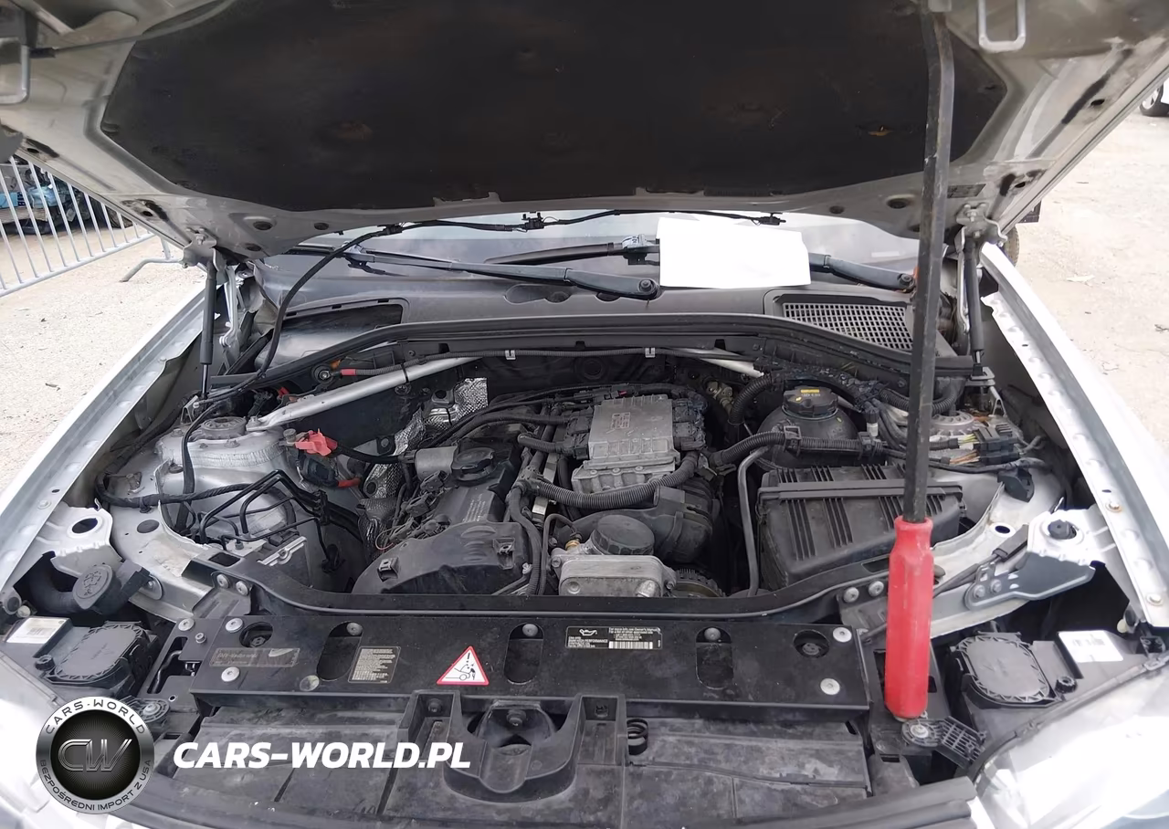 2012 BMW X3 xDrive28I VIN:5UXWX5C56CL723850 - 10