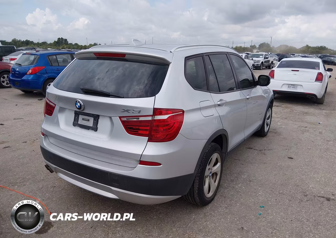 2012 BMW X3 xDrive28I VIN:5UXWX5C56CL723850 - 4