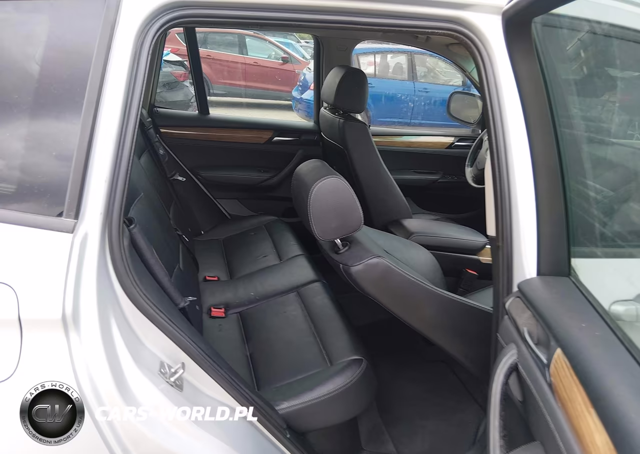 2012 BMW X3 xDrive28I VIN:5UXWX5C56CL723850 - 8