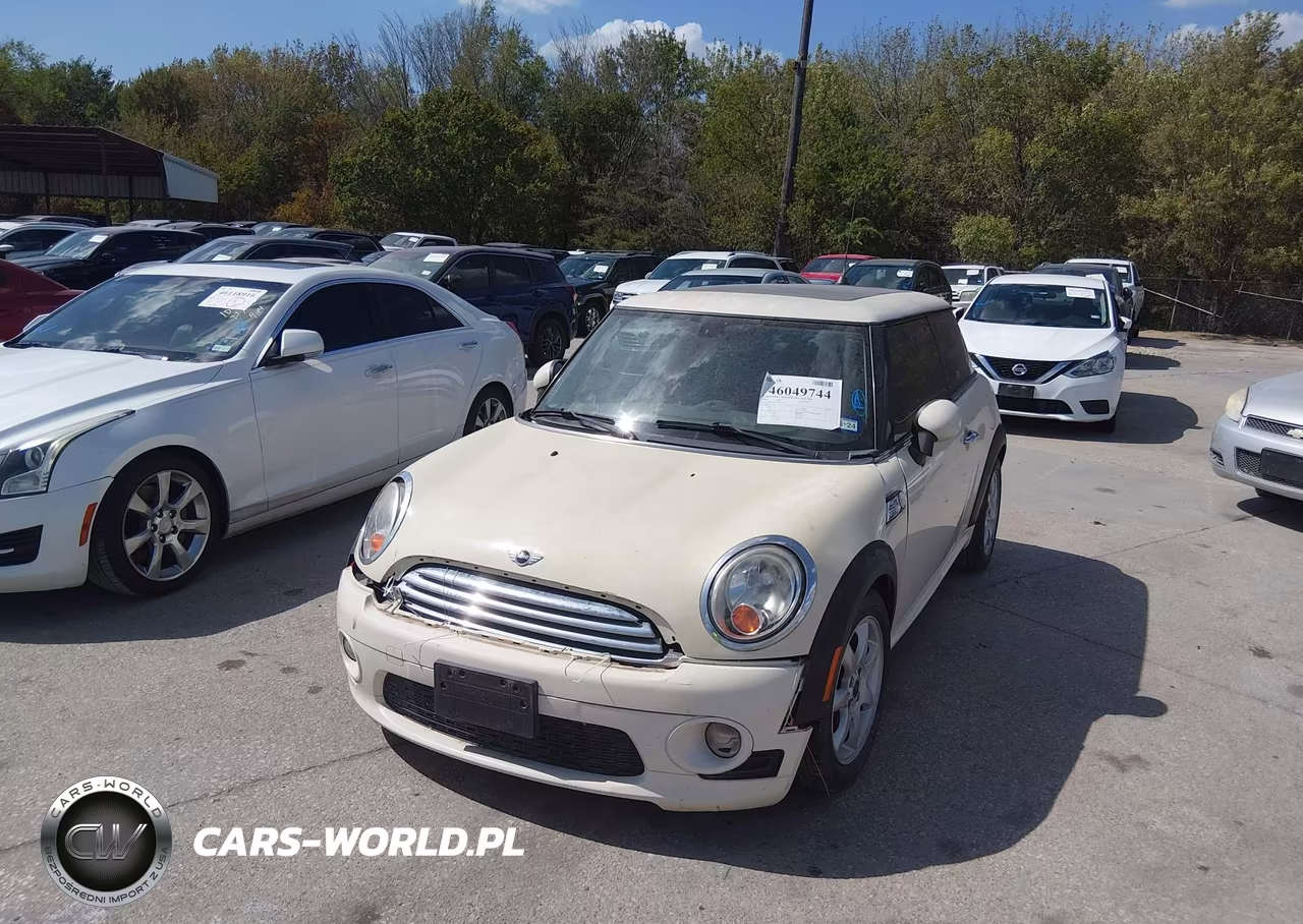 2009 Mini Cooper VIN:WMWMF33549TT69283 - 6