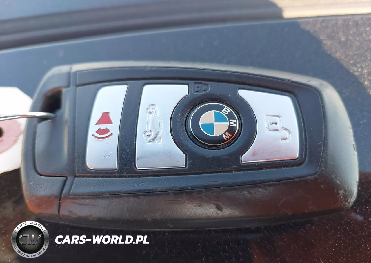 2018 BMW 320I xDrive VIN:WBA8E5G50JNV02673 - 11