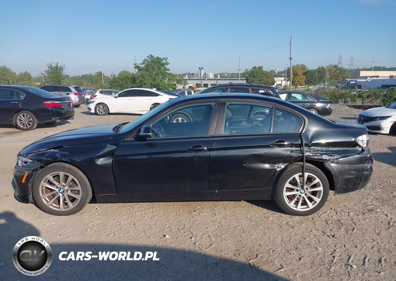 2018 BMW 320I xDrive VIN:WBA8E5G50JNV02673 - 14