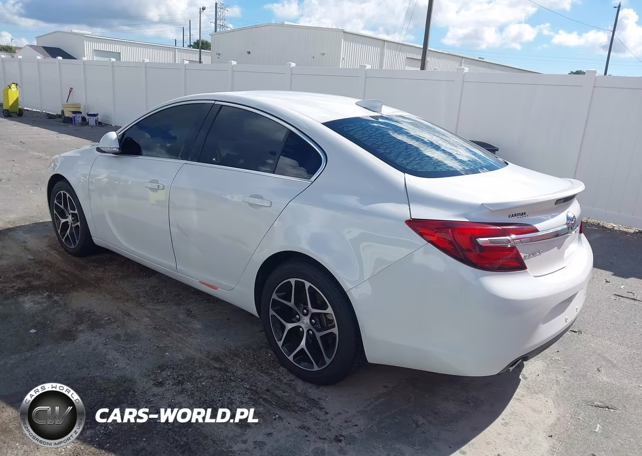 2016 Buick Regal Turbo Sport Touring VIN:2G4G35EX2G9194597 - 3
