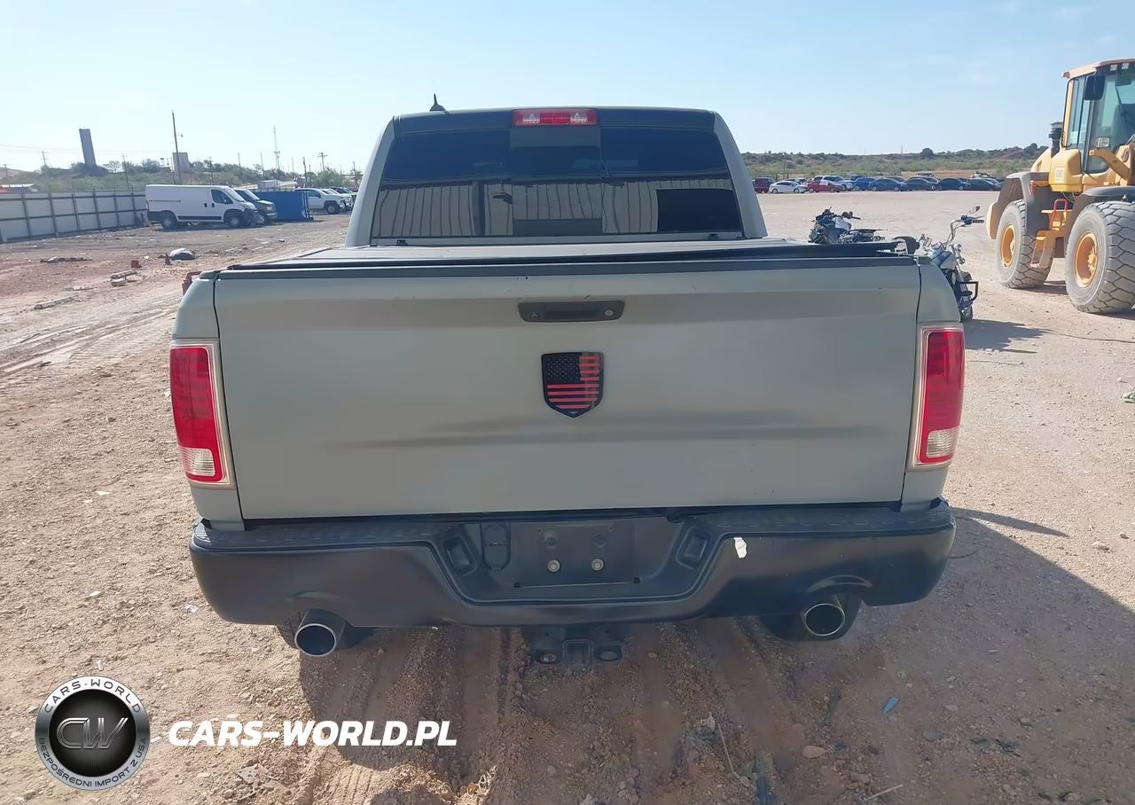 2018 Ram 1500 Laramie 4X2 5'7 Box VIN:1C6RR6NM6JS226049 - 15