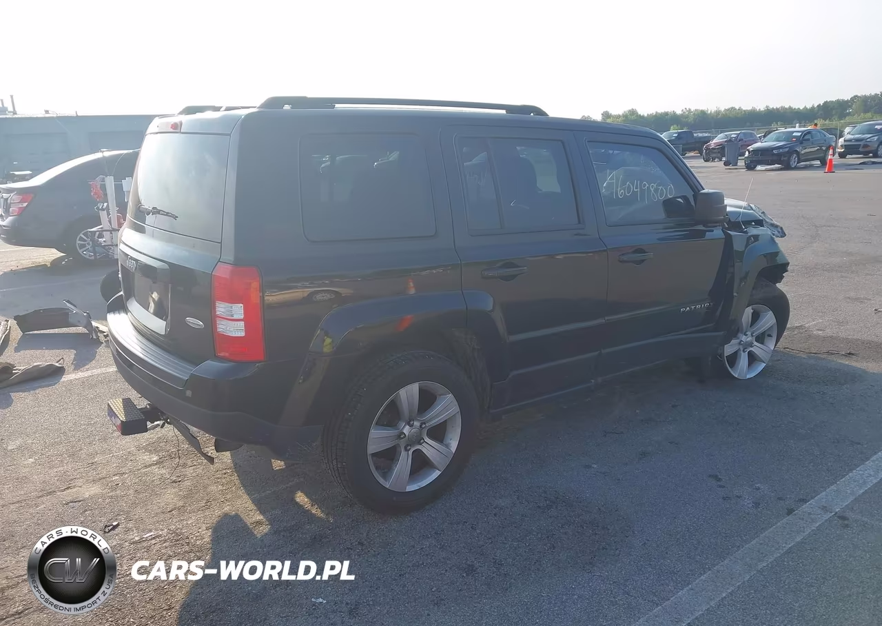 2016 Jeep Patriot Latitude VIN:1C4NJRFBXGD767566 - 4