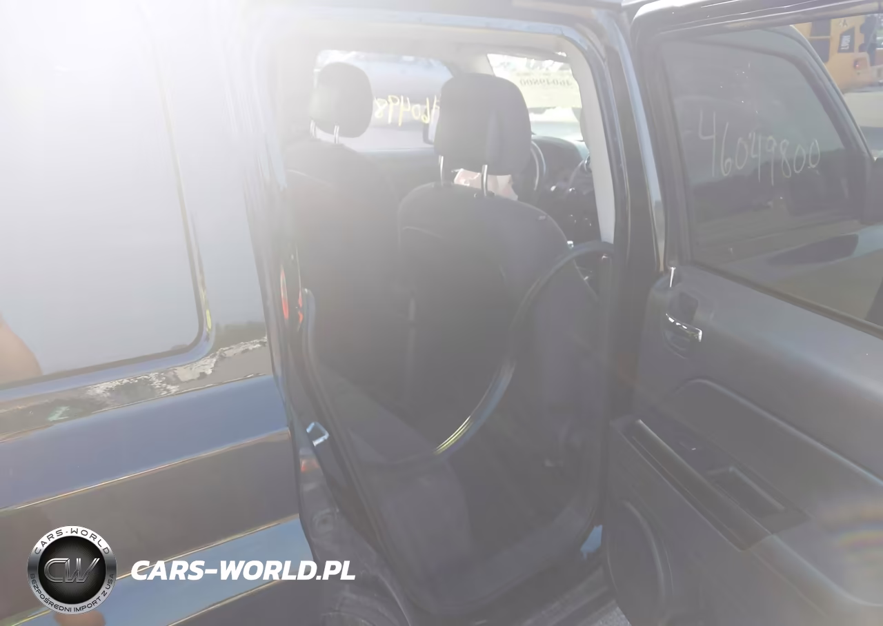 2016 Jeep Patriot Latitude VIN:1C4NJRFBXGD767566 - 8
