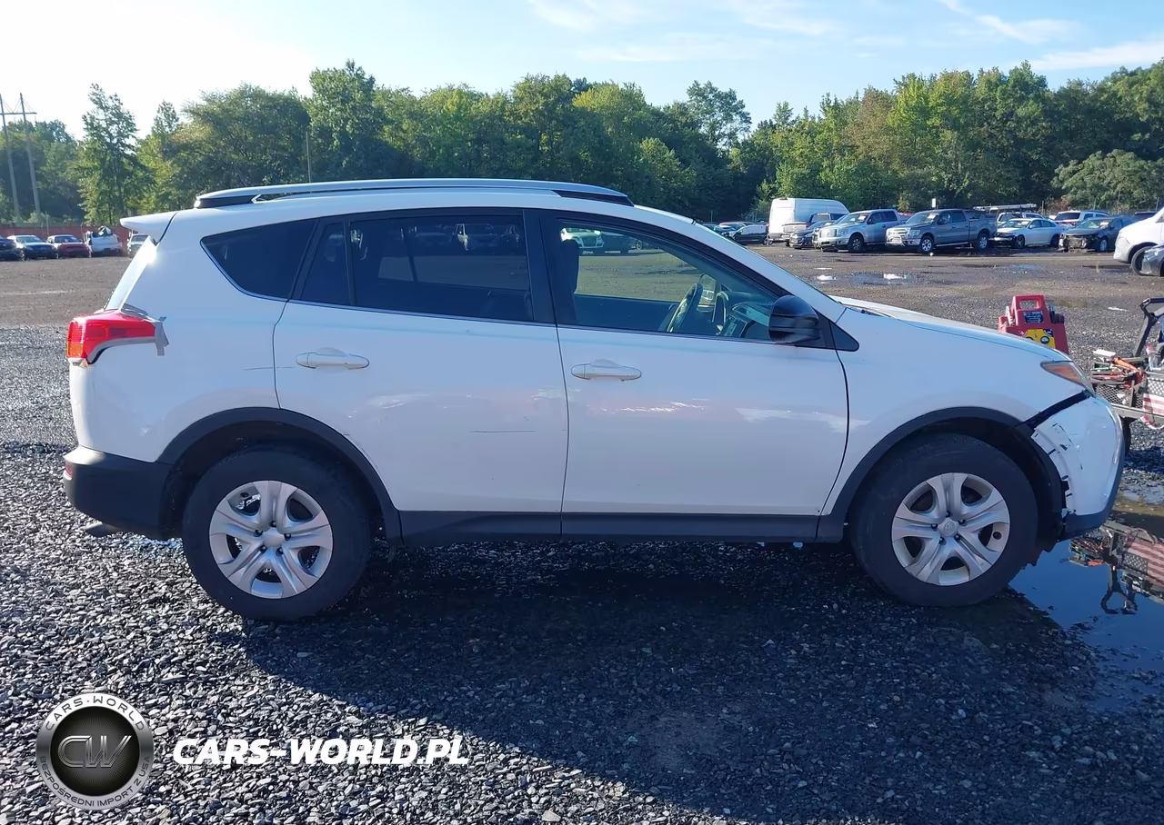 2015 Toyota Rav4 Le VIN:JTMBFREV5FD156214 - 13