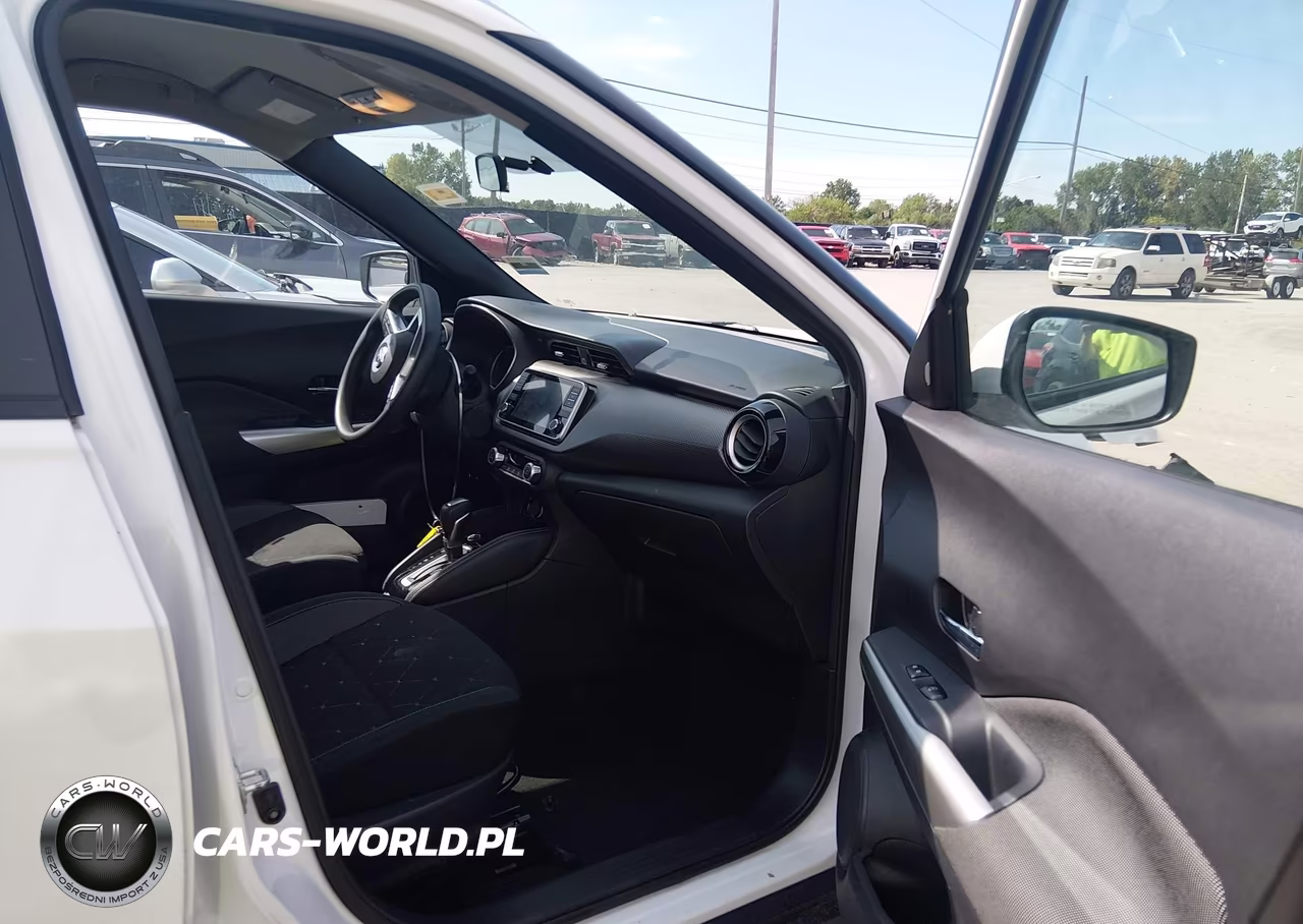 2019 Nissan Kicks Sv VIN:3N1CP5CU2KL551169 - 5