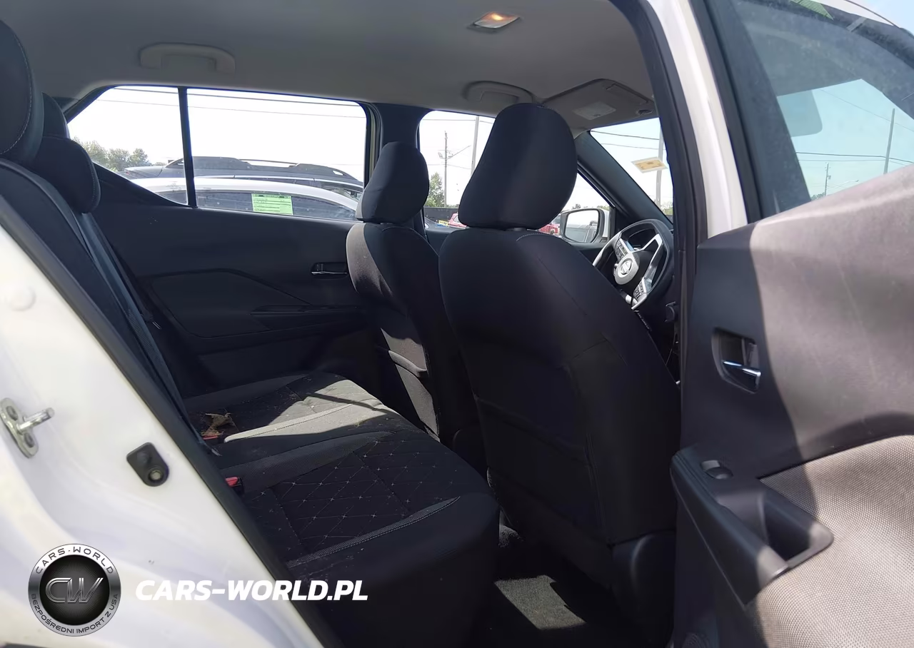 2019 Nissan Kicks Sv VIN:3N1CP5CU2KL551169 - 8