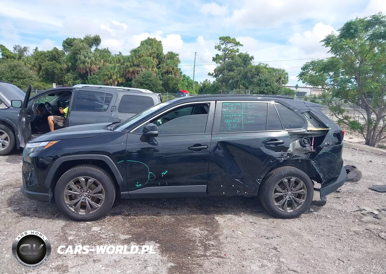 2023 Toyota Rav4 Hybrid Xle Premium VIN:JTMB6RFV2PD099342 - 15