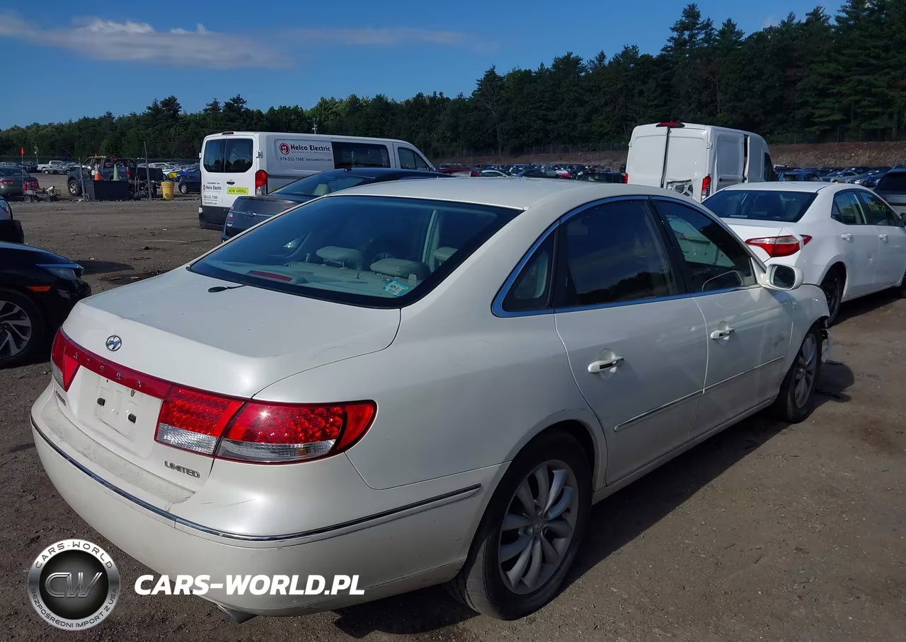 2006 Hyundai Azera Limited-Se VIN:KMHFC46F56A105975 - 4