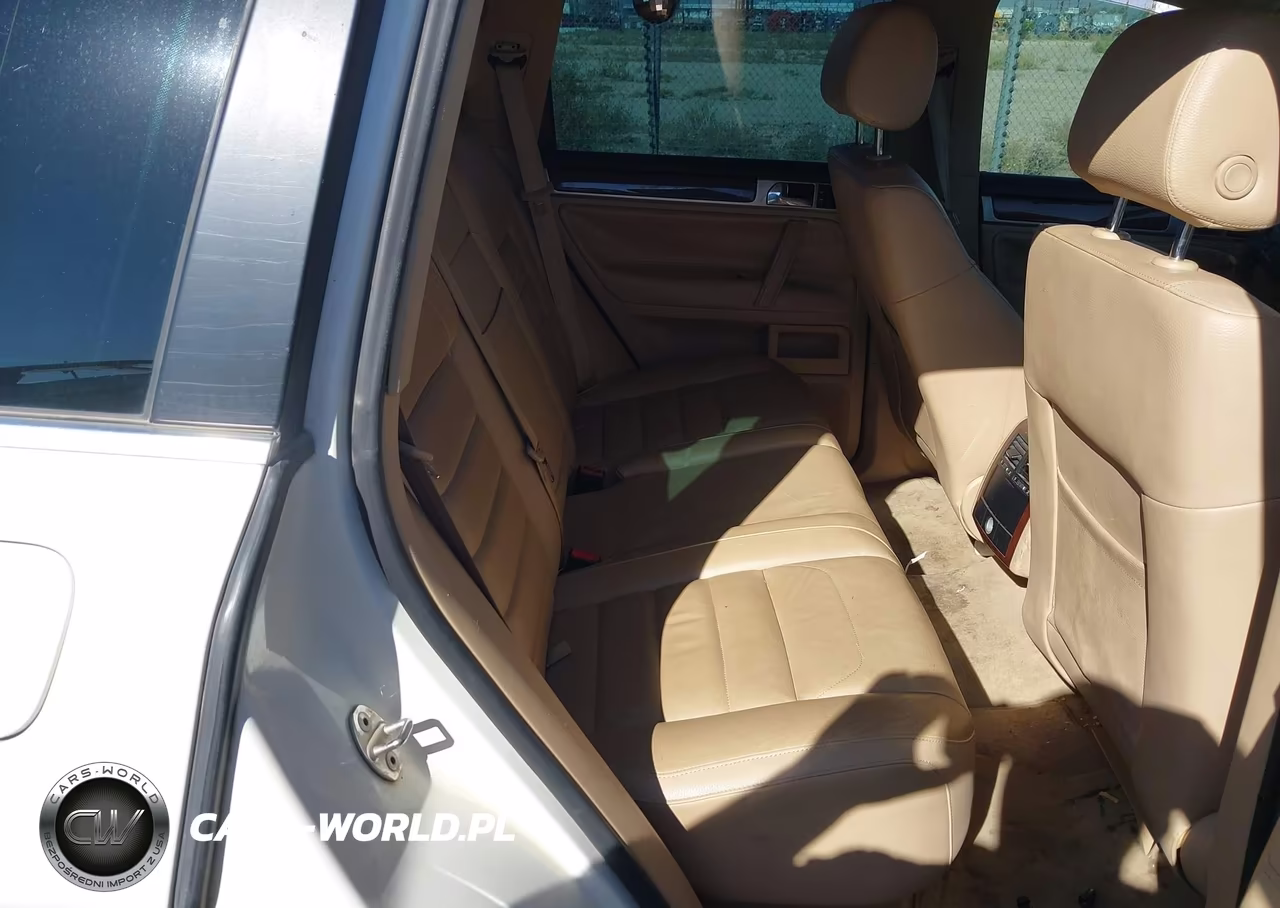 2009 Volkswagen Touareg 2 V6 Tdi VIN:WVGFM77L59D036758 - 8