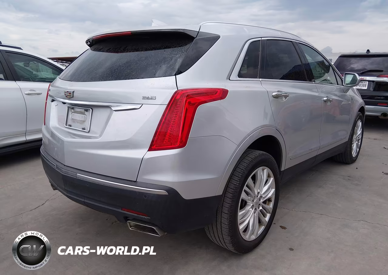 2018 Cadillac Xt5 Premium Luxury VIN:1GYKNERSXJZ155402 - 4