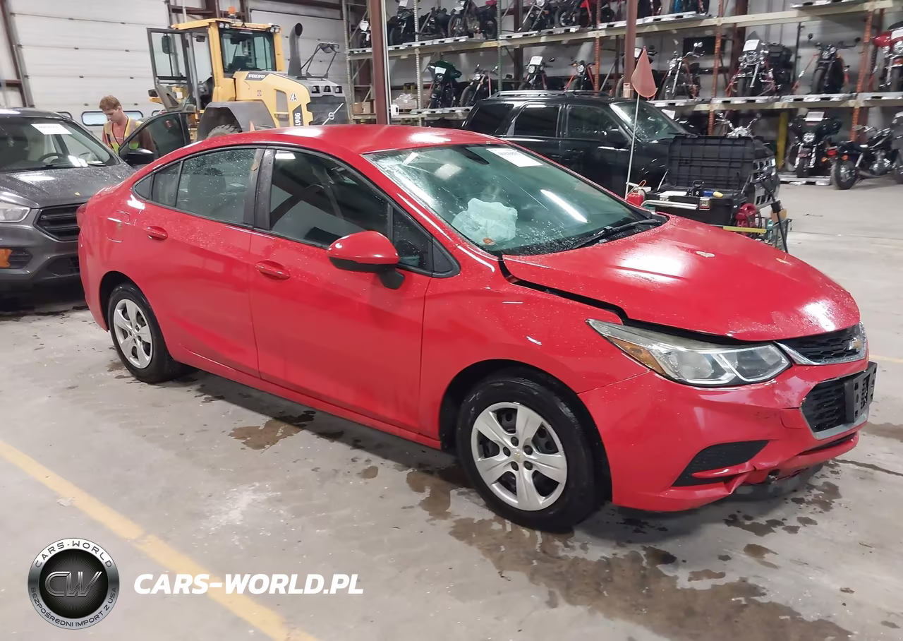 2017 Chevrolet Cruze Ls Auto – zdjęcie 1 z 20
