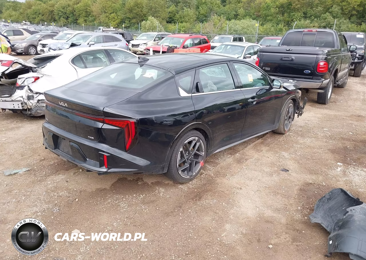2025 Kia K4 Gt-Line VIN:3KPFW4DE7SE094264 - 4
