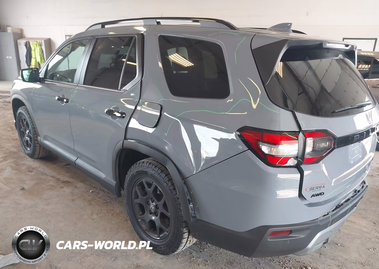 2025 Honda Pilot Trailsport VIN:5FNYG1H60SB183675 - 3