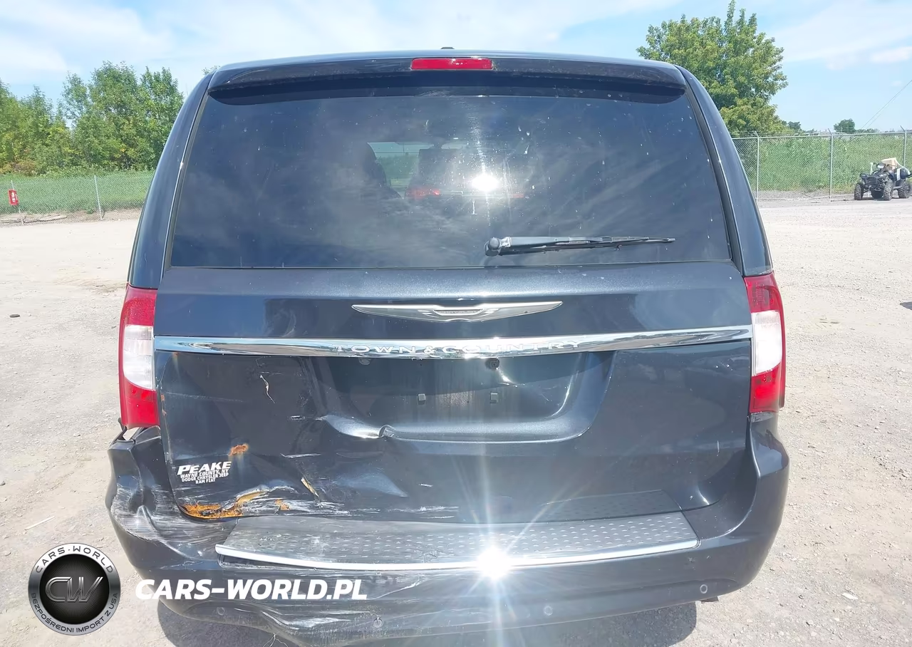 2014 Chrysler Town & Country Touring-L VIN:2C4RC1CG4ER200275 - 16