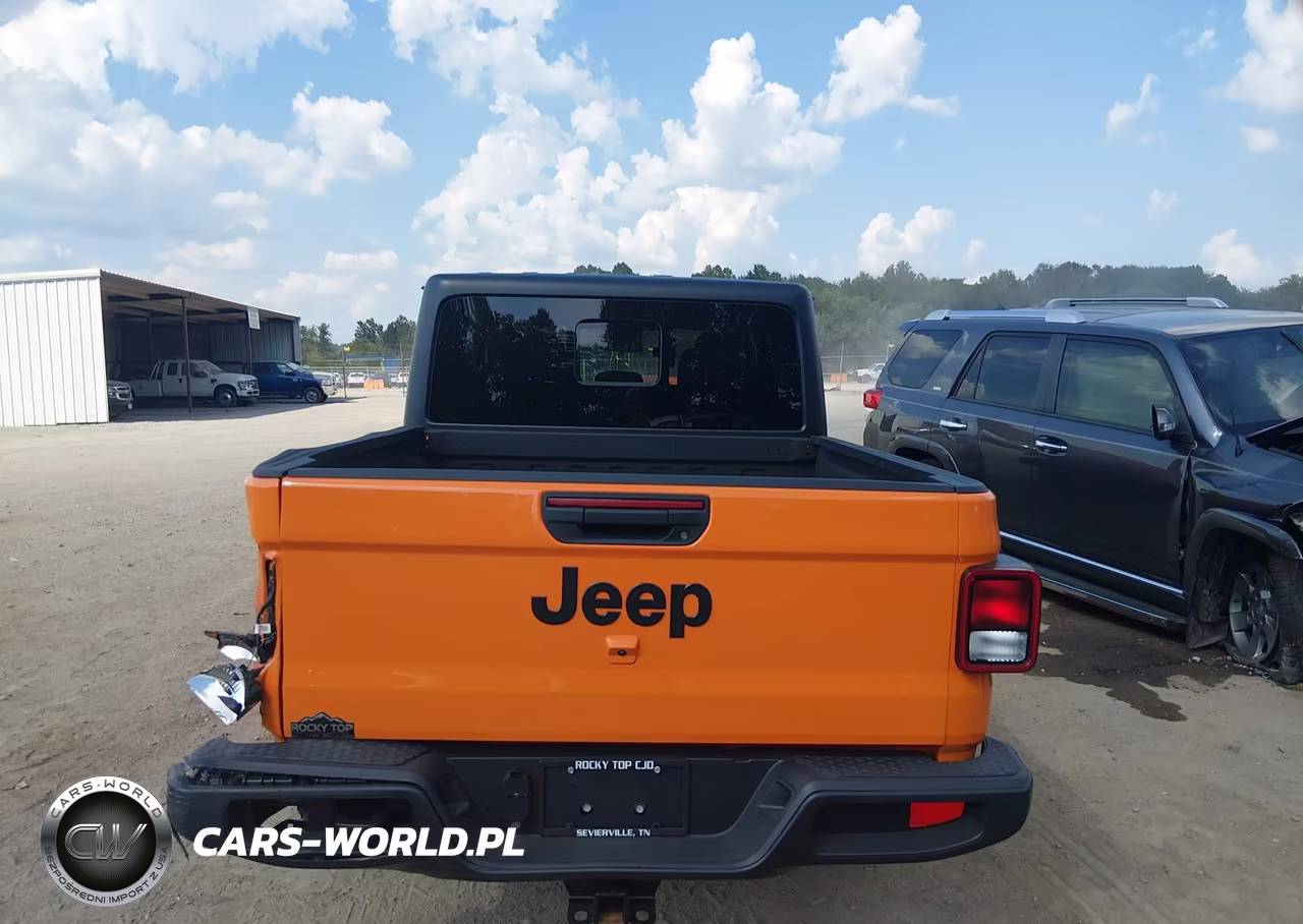 2025 Jeep Gladiator Sport S VIN:1C6PJTAG4SL526956 - 17