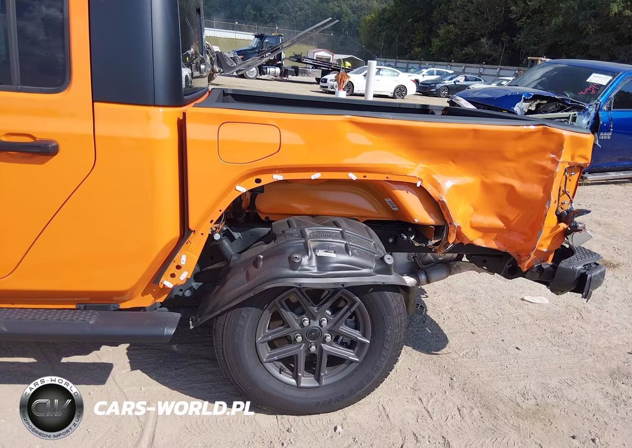 2025 Jeep Gladiator Sport S VIN:1C6PJTAG4SL526956 - 6