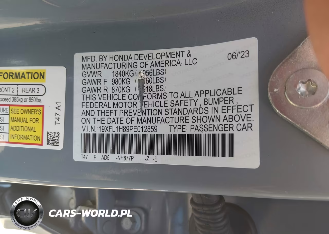 2023 Honda Civic Sport Touring VIN:19XFL1H89PE012859 - 9